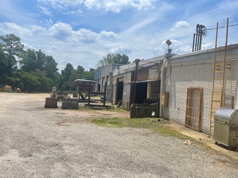 More Photos Of 2939 Snapfinger Rd, Decatur Manufacturing For Sale