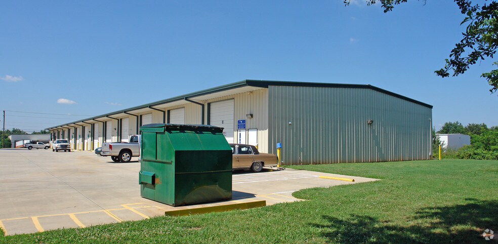 More Photos Of 1138 White Horse Rd, Greenville Warehouse For Lease