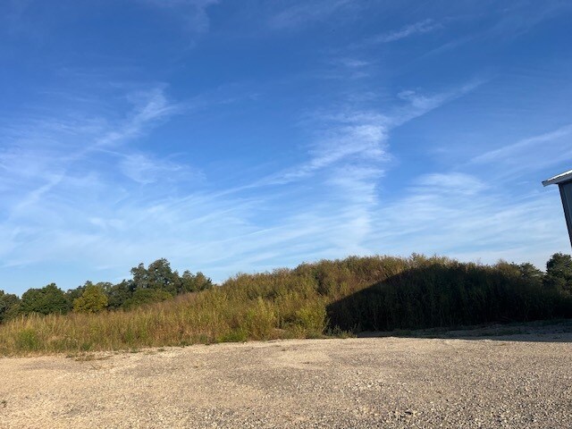 More Photos Of 6404 Trenton Franklin Rd, Middletown Self Storage For Sale