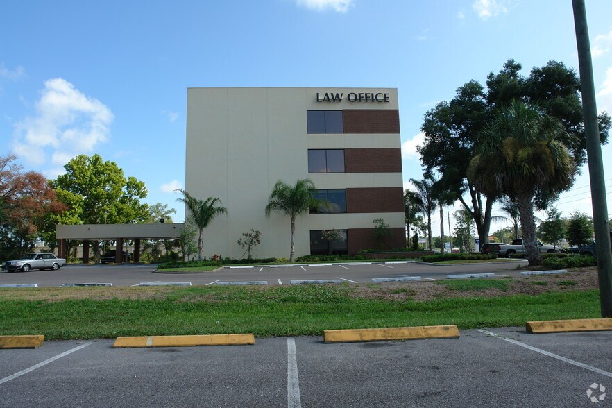 More Photos Of 1450 S Woodland Blvd, Deland Office For Lease
