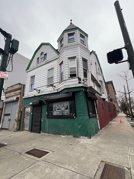 More Photos Of 524 Central Ave, Newark Storefront Retail Residential For Sale
