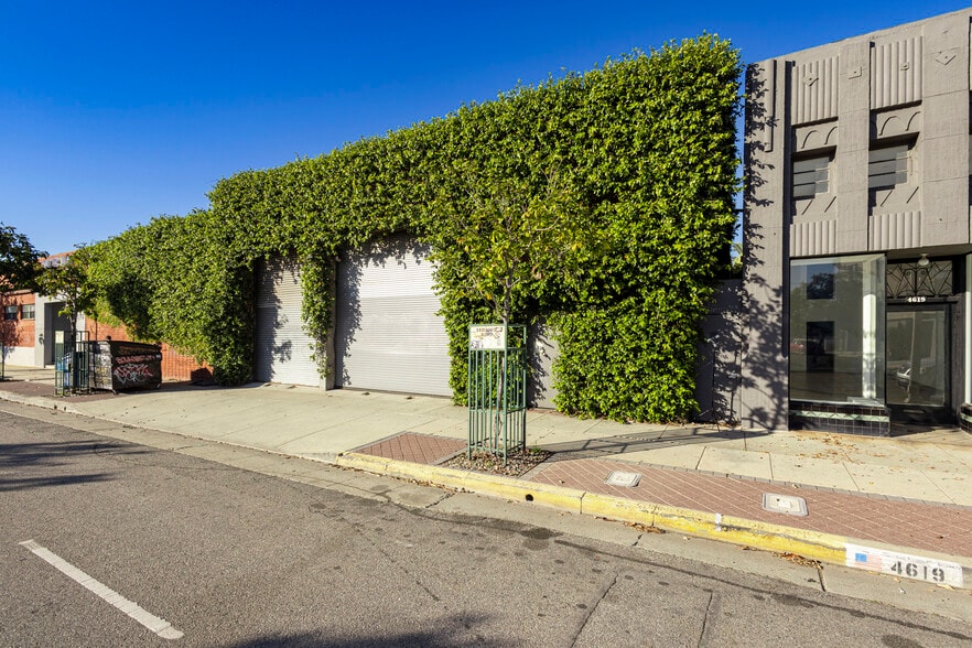More Photos Of 4621 W Washington Blvd, Los Angeles Warehouse For Lease