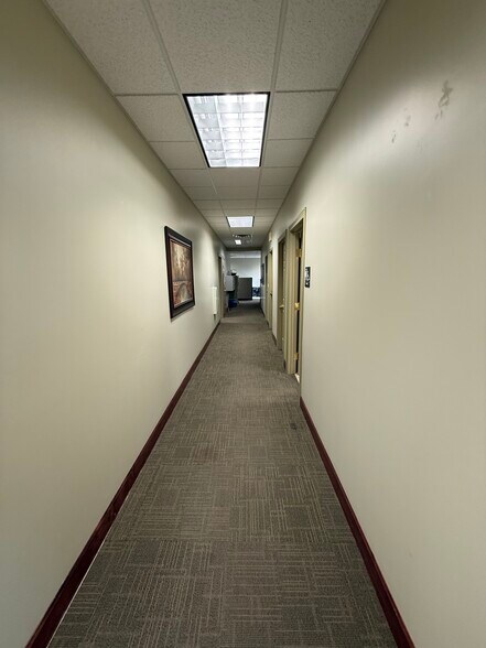 More Photos Of 5665 S Transit Rd, Lockport Office For Lease