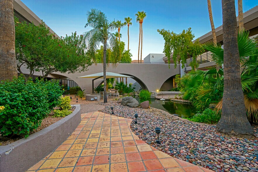 More Photos Of 9700 N 91st St, Scottsdale Medical For Lease