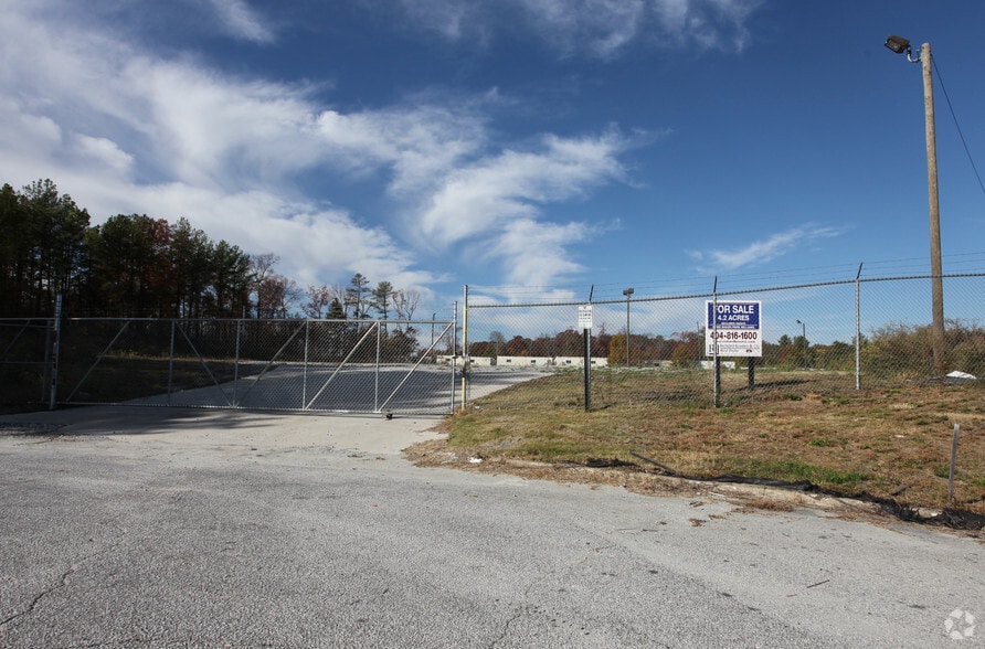 More Photos Of 4252 Transport City Dr, Conley Land For Lease
