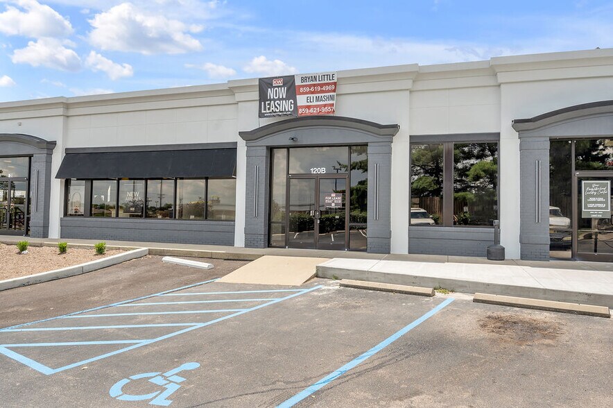 More Photos Of 100 Regency Point Path, Lexington Freestanding For Lease