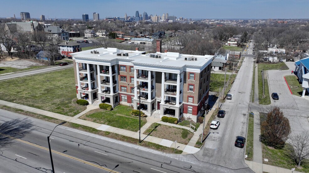 More Photos Of 1614-1620 E Linwood Blvd, Kansas City Apartments For Sale