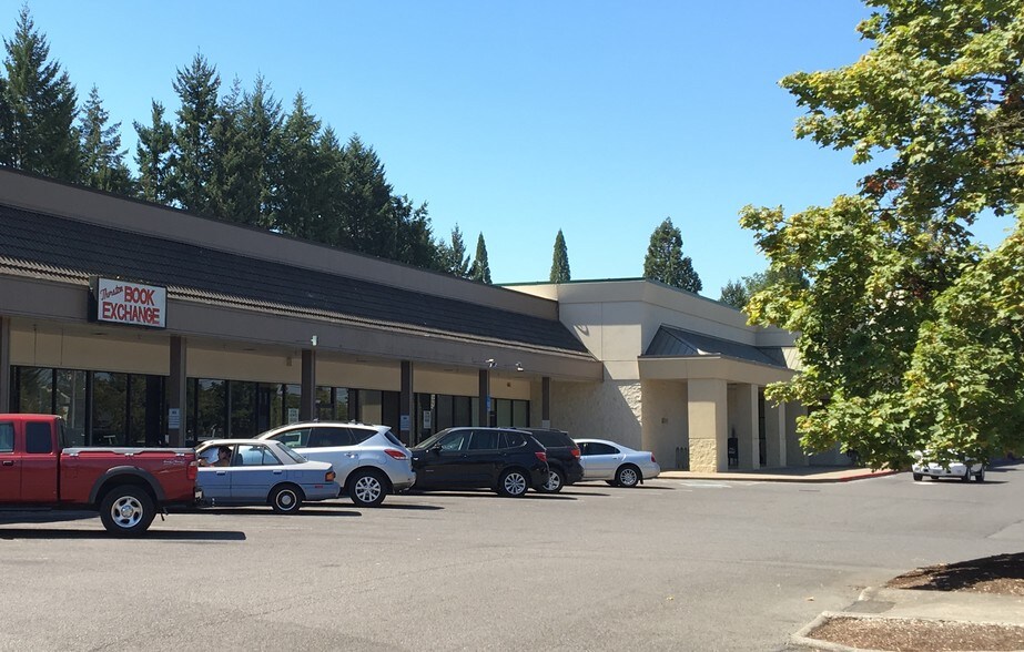 More Photos Of 5415-5531 Main St, Springfield Unknown For Lease