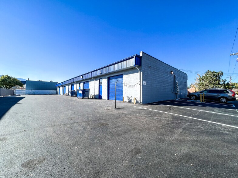 More Photos Of 3120 Beacon St, Colorado Springs Warehouse For Sale