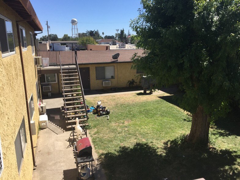 More Photos Of 6820 7th Ave, Rio Linda Apartments For Sale