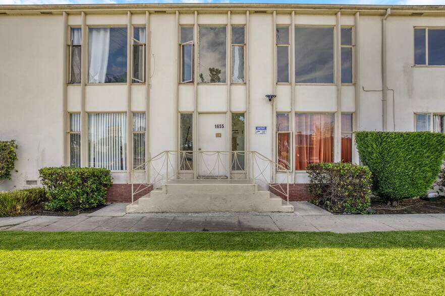 More Photos Of 1655 Carmona Ave, Los Angeles Multifamily For Sale
