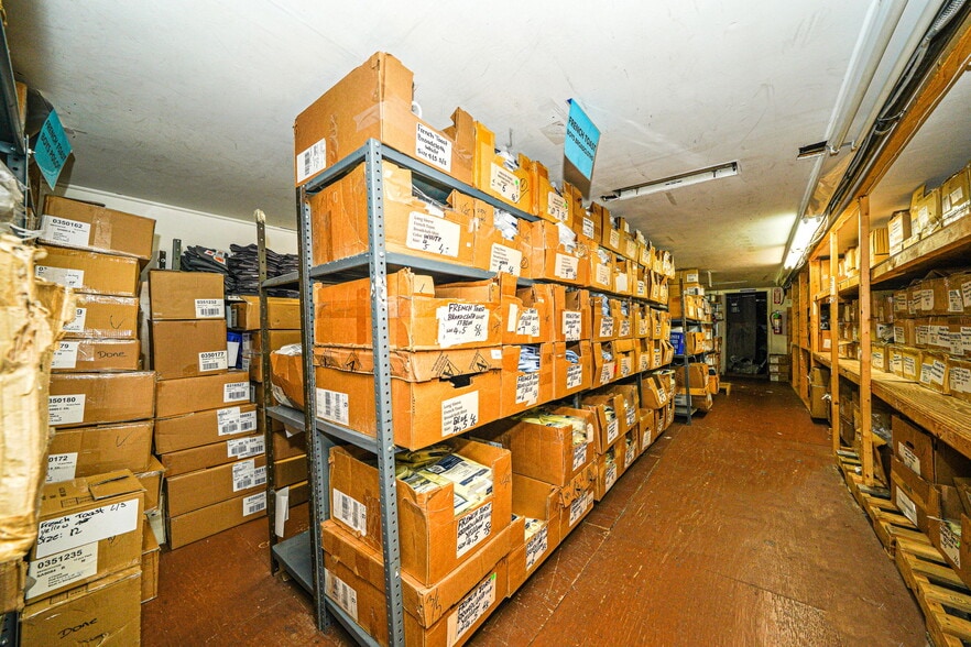 More Photos Of 175-183 Rockaway Ave, Valley Stream Storefront Retail Office For Lease