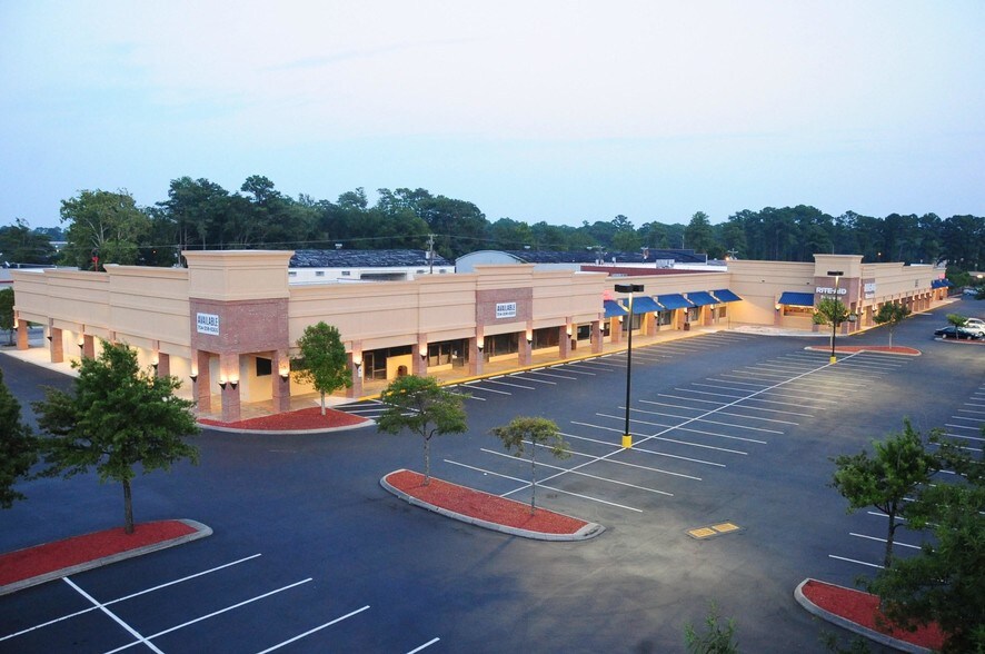 More Photos Of 15 S Kerr Ave, Wilmington Freestanding For Lease
