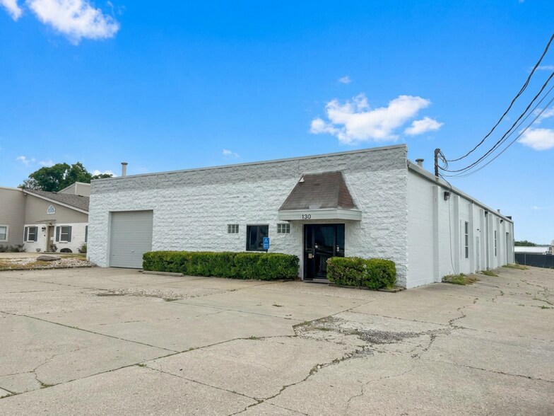 Primary Photo Of 130 Donald Dr, Fairfield Warehouse For Lease