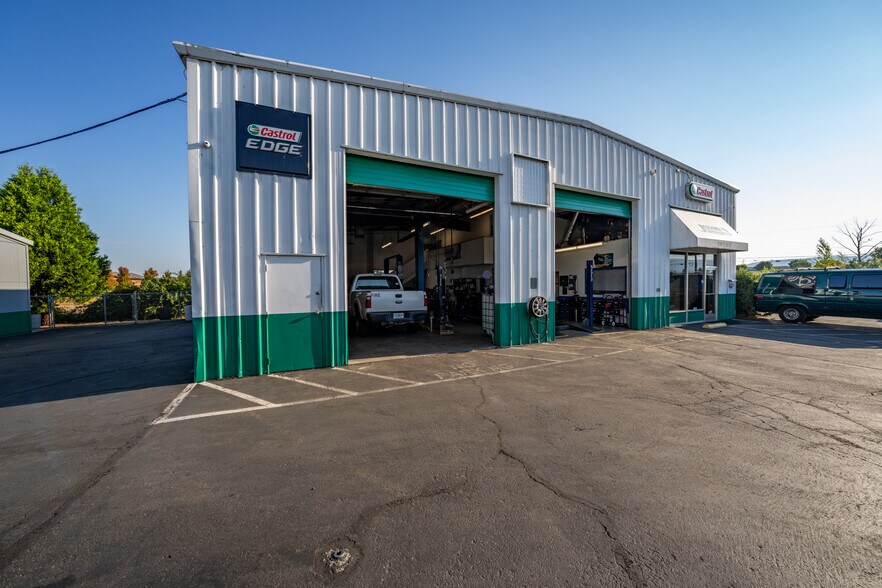 More Photos Of 3311 Biddle Rd, Medford Auto Repair For Sale