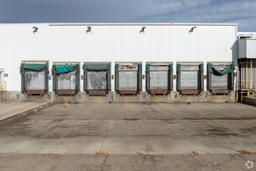 More Photos Of 450 25th St, Greeley Manufacturing For Sale