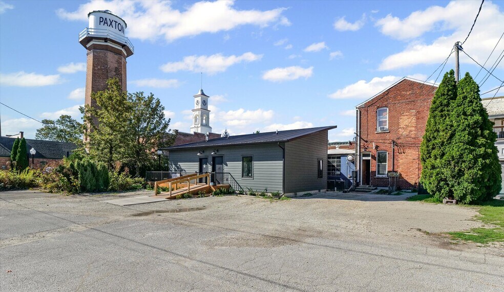 More Photos Of 125 S Market St, Paxton Specialty For Sale