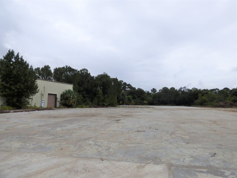 More Photos Of 3131 US Highway 441/27, Fruitland Park Warehouse For Sale