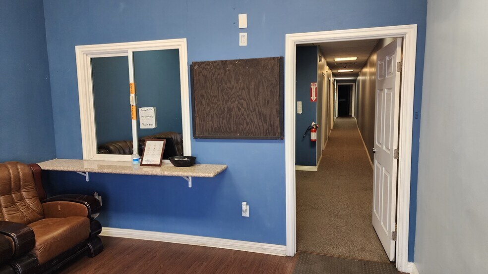 More Photos Of 11680-11682 Atlantic Ave, Lynwood Medical For Lease