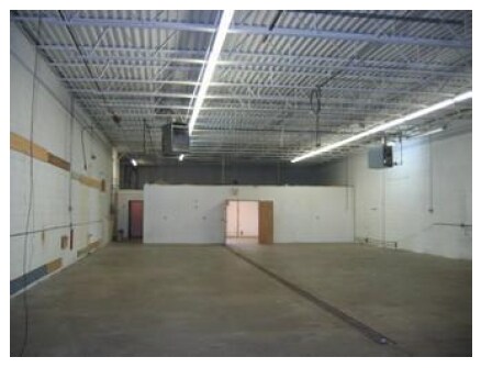 More Photos Of 3233-3243 Snelling Ave, Minneapolis Manufacturing For Lease