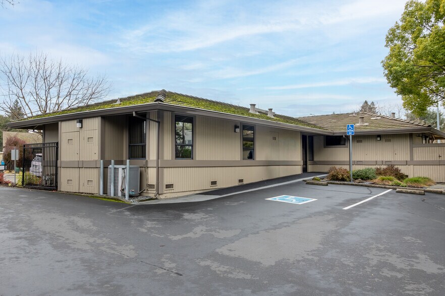 More Photos Of 1100 Farmers Ln, Santa Rosa Medical For Sale