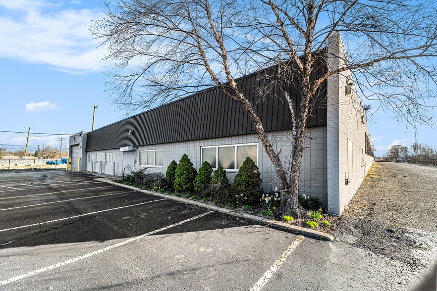 More Photos Of 14650 Dequindre St, Detroit Manufacturing For Sale