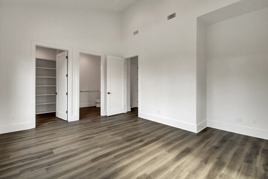 More Photos Of 9070 Gleannloch Forest Dr, Spring Medical For Lease