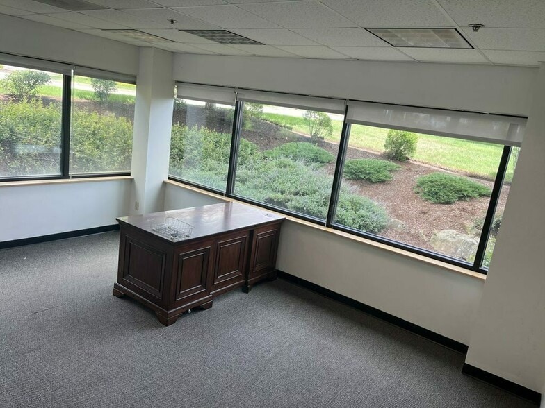 More Photos Of 35 Braintree Hill Office Park, Braintree Office For Lease