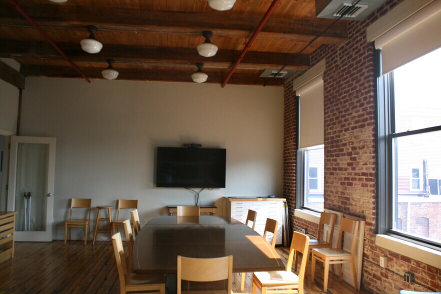 More Photos Of 18 Spice St, Charlestown Office For Lease