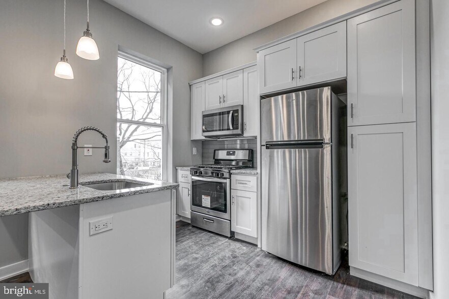 More Photos Of 1316 S Broad St, Philadelphia Apartments For Sale