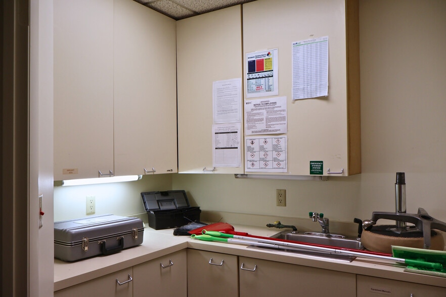More Photos Of 1108 E Chocolate Ave, Hershey Medical For Sale