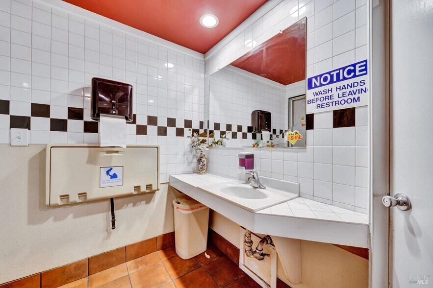 More Photos Of 760 S Main St, Fort Bragg Restaurant For Sale