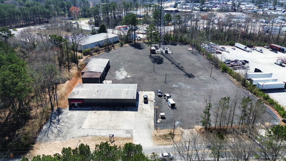 Primary Photo Of 7365 Maddox Rd, Lithonia Warehouse For Lease