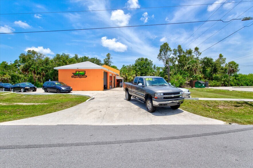 More Photos Of 15182 Dahlgren Ave, Port Charlotte Carwash For Lease