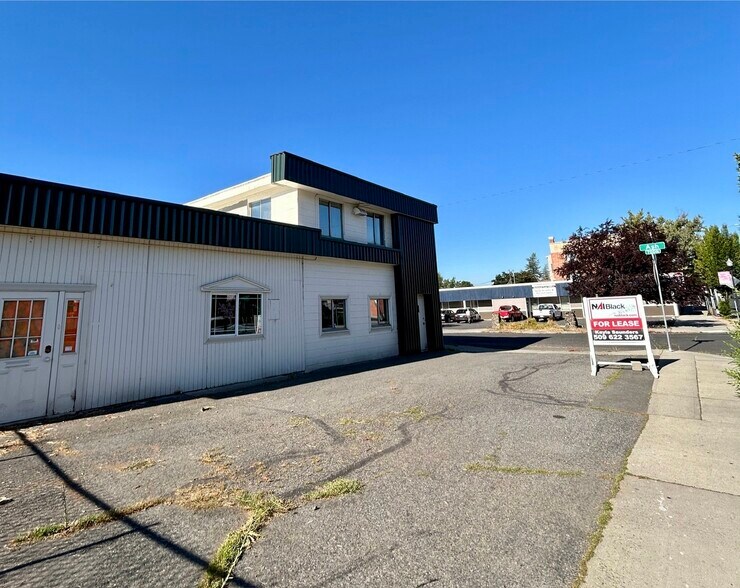 More Photos Of 1625 W Broadway Ave, Spokane Light Manufacturing For Sale