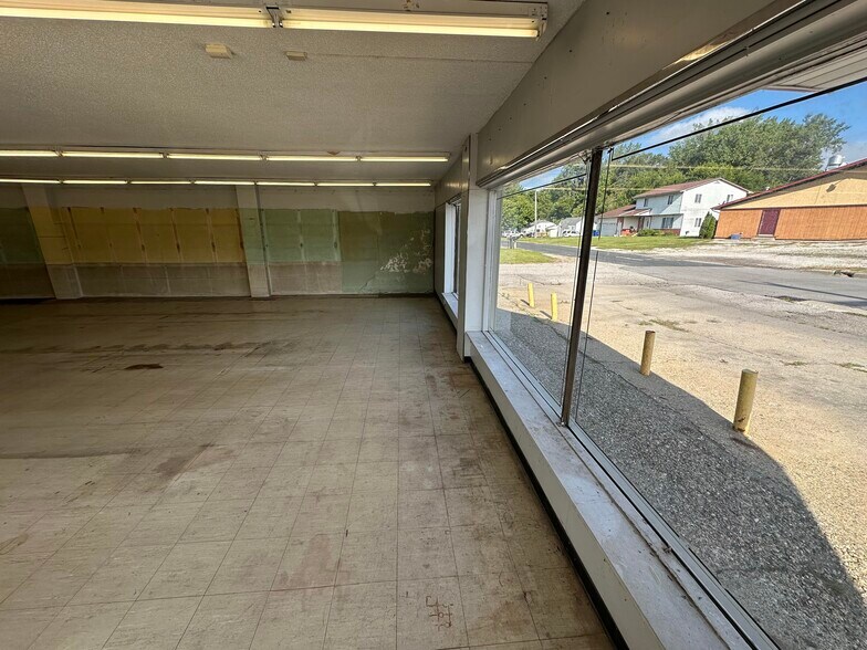 More Photos Of 3516 Elmport Rd, Bridgeport Storefront Retail Office For Sale