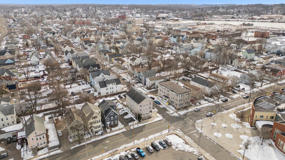 More Photos Of 127 James St, New Haven Apartments For Sale