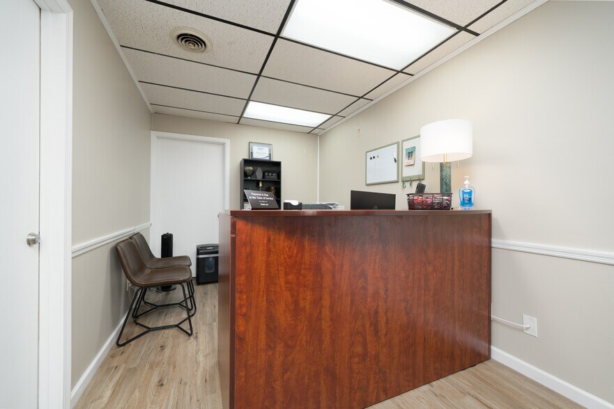 More Photos Of 3520 New Hartford Rd, Owensboro Office For Sale
