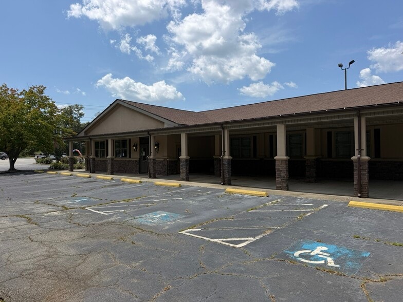 More Photos Of 2201 Veterans Blvd, Dublin Restaurant For Sale