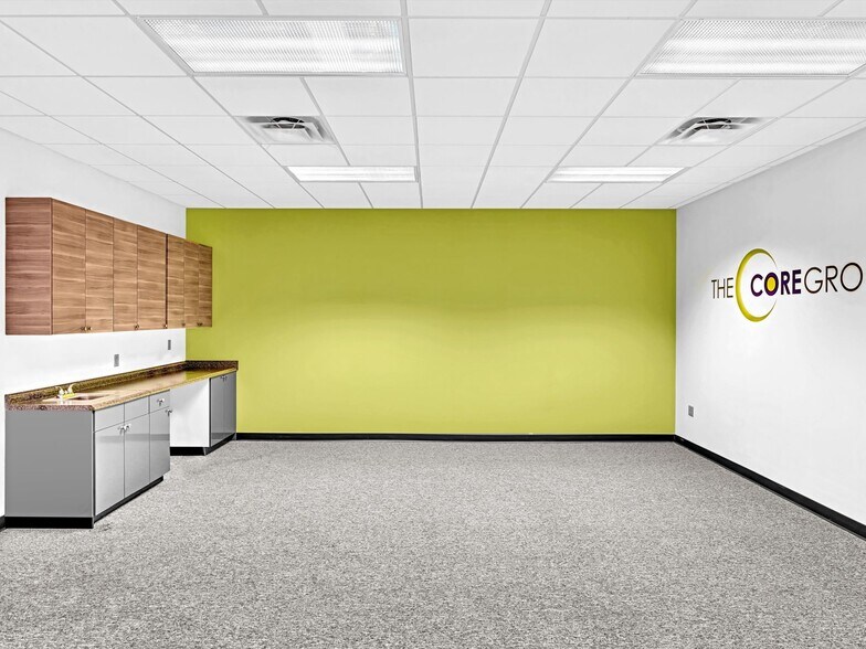 More Photos Of 2200 N University Dr, Sunrise Warehouse For Lease