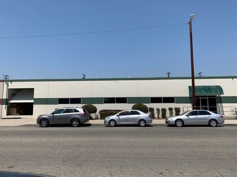 Primary Photo Of 15505-15515 Minnesota Ave, Paramount Warehouse For Lease