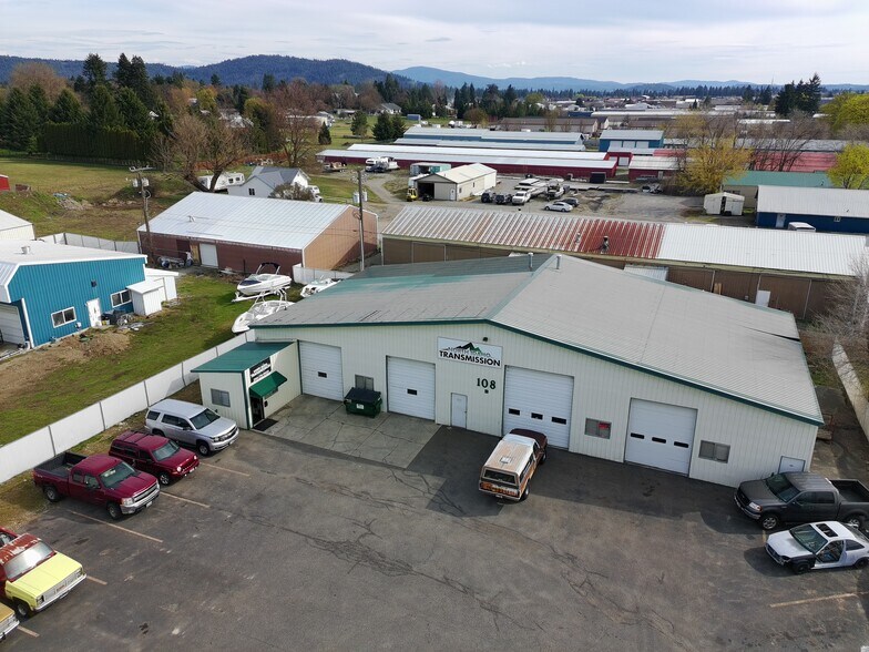 More Photos Of 108 E Hanley Ave, Coeur d'Alene General Retail For Sale