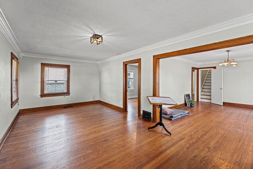 More Photos Of 347 Lawn Ave, Kansas City Apartments For Sale