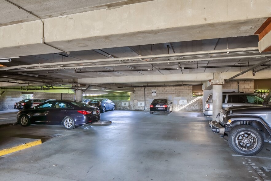 More Photos Of 7290 Navajo Rd, San Diego Medical For Lease