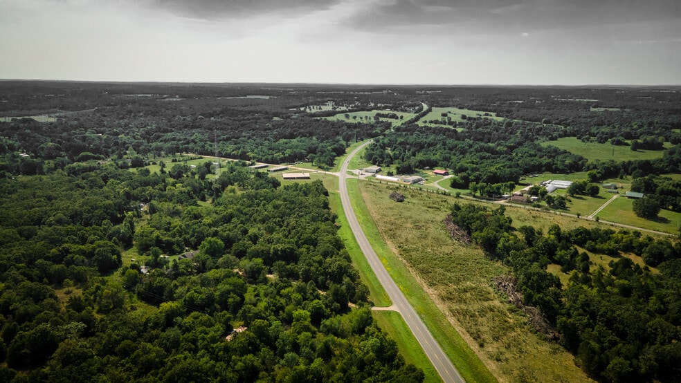 More Photos Of 7015 Highway 82, Tahlequah Convenience Store For Sale