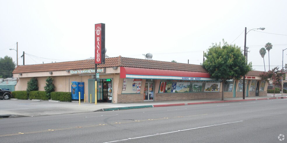 More Photos Of 9402-9410 Somerset Blvd, Bellflower Storefront For Lease