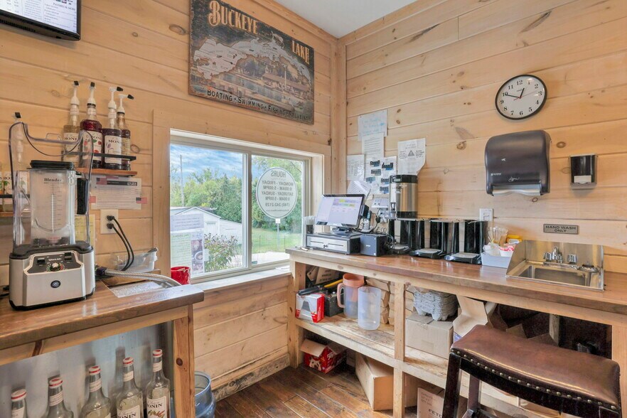 More Photos Of 14675 Zion Rd, Thornville Restaurant For Sale