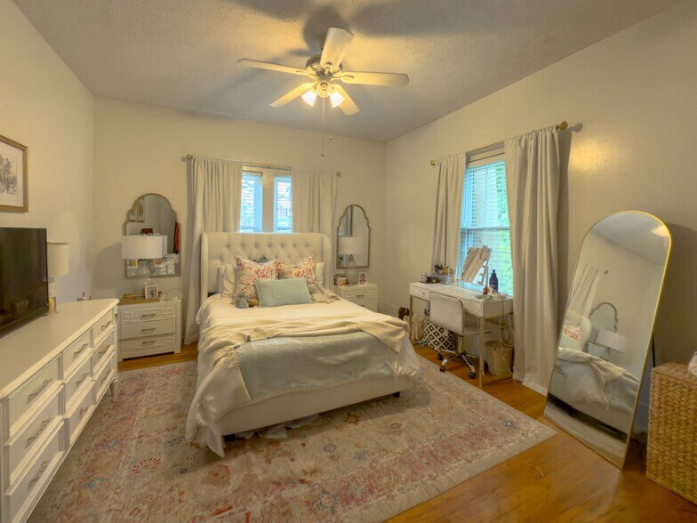 More Photos Of 153 Morton Ave, Athens Apartments For Sale