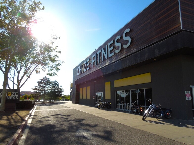 More Photos Of 1601 Pennsylvania St NE, Albuquerque Apartments For Sale