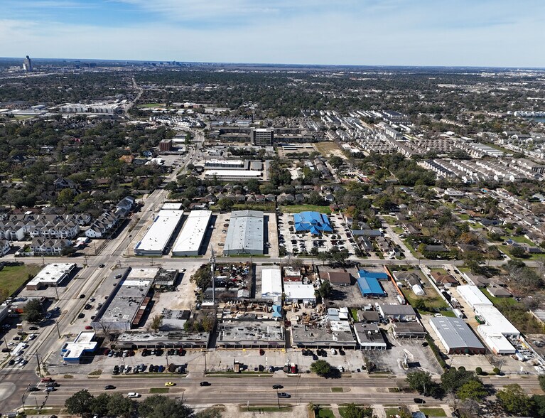 Primary Photo Of 1826 Ojeman Rd, Houston Service For Lease